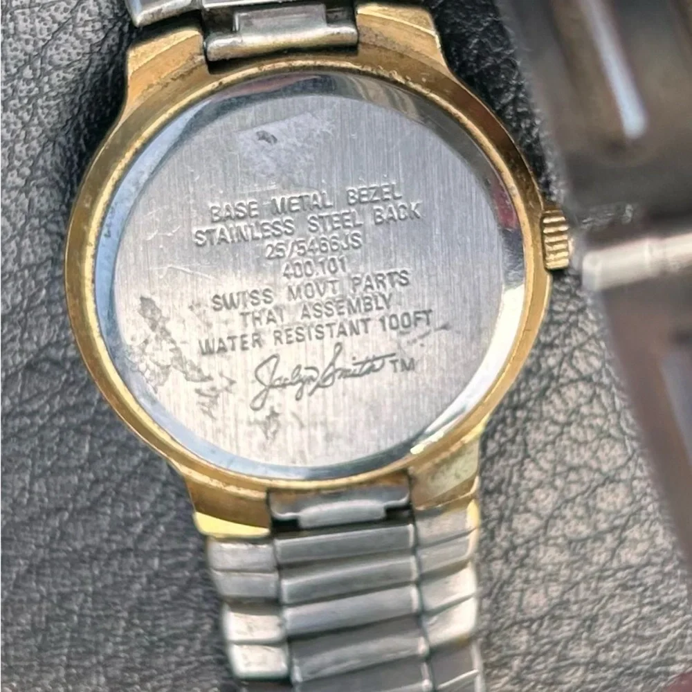 Vintage Jaclyn Smith Two-Toned Round Face Watch - Picture 4 of 4